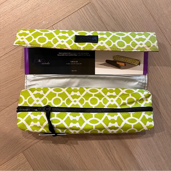 BNWT STYLING TOOL BAG AND HEAT MAT - Picture 5 of 7